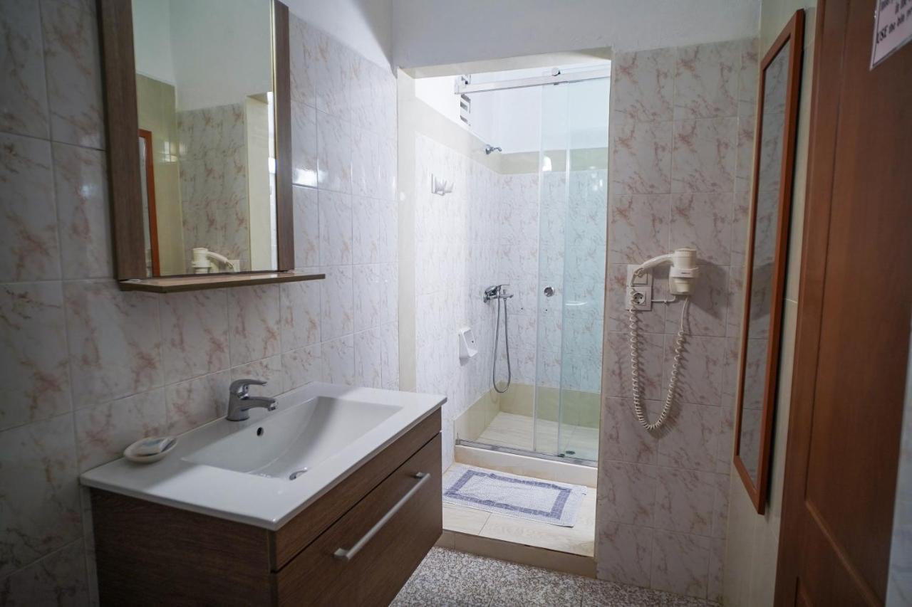 Kostas Beach Apartments Agios Gordios  Exterior foto